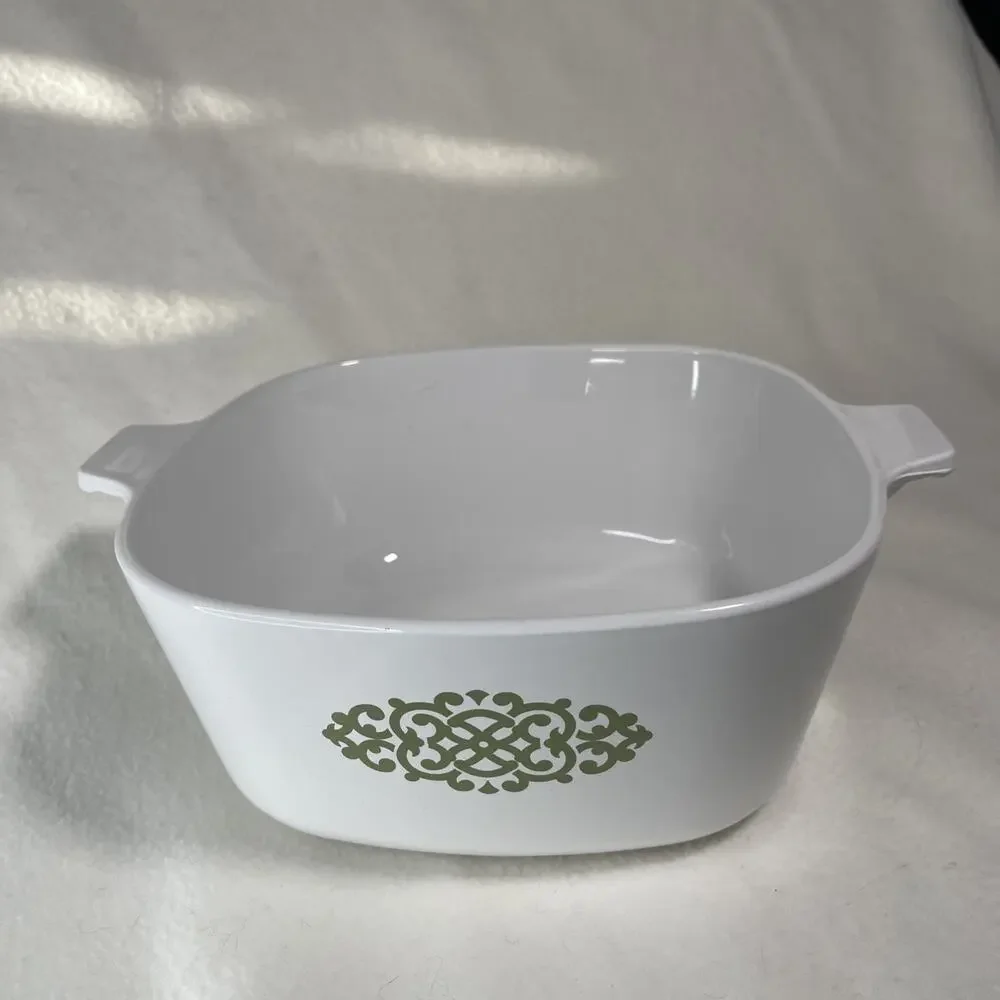 Corningware SHELL OIL Green Medallion 2 1/2 Qt, P-2 1/2-B Casseroles, NO LID